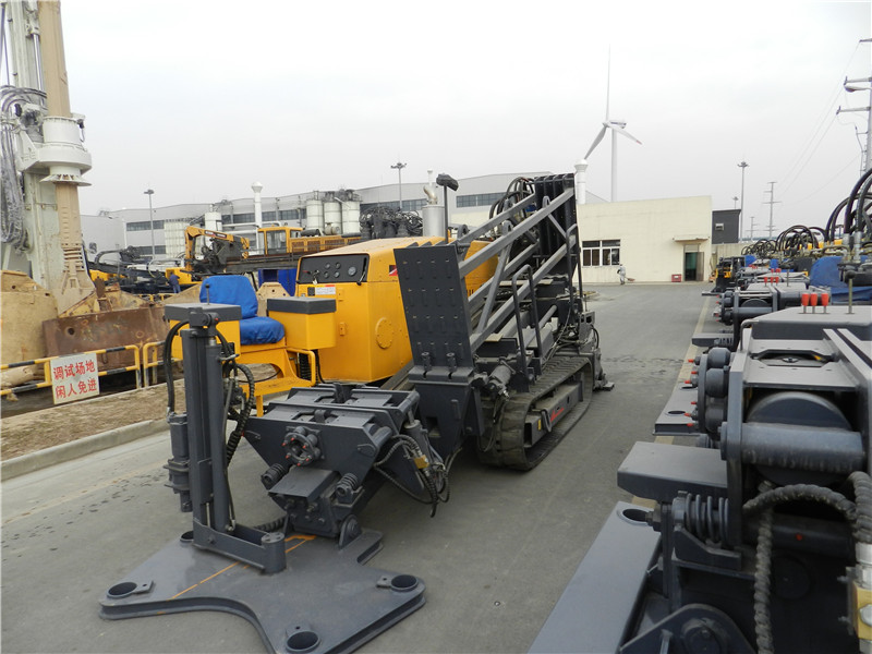 Horizontal directional drilling rig (3)