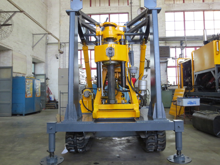 crawler core drilling rig   (5)