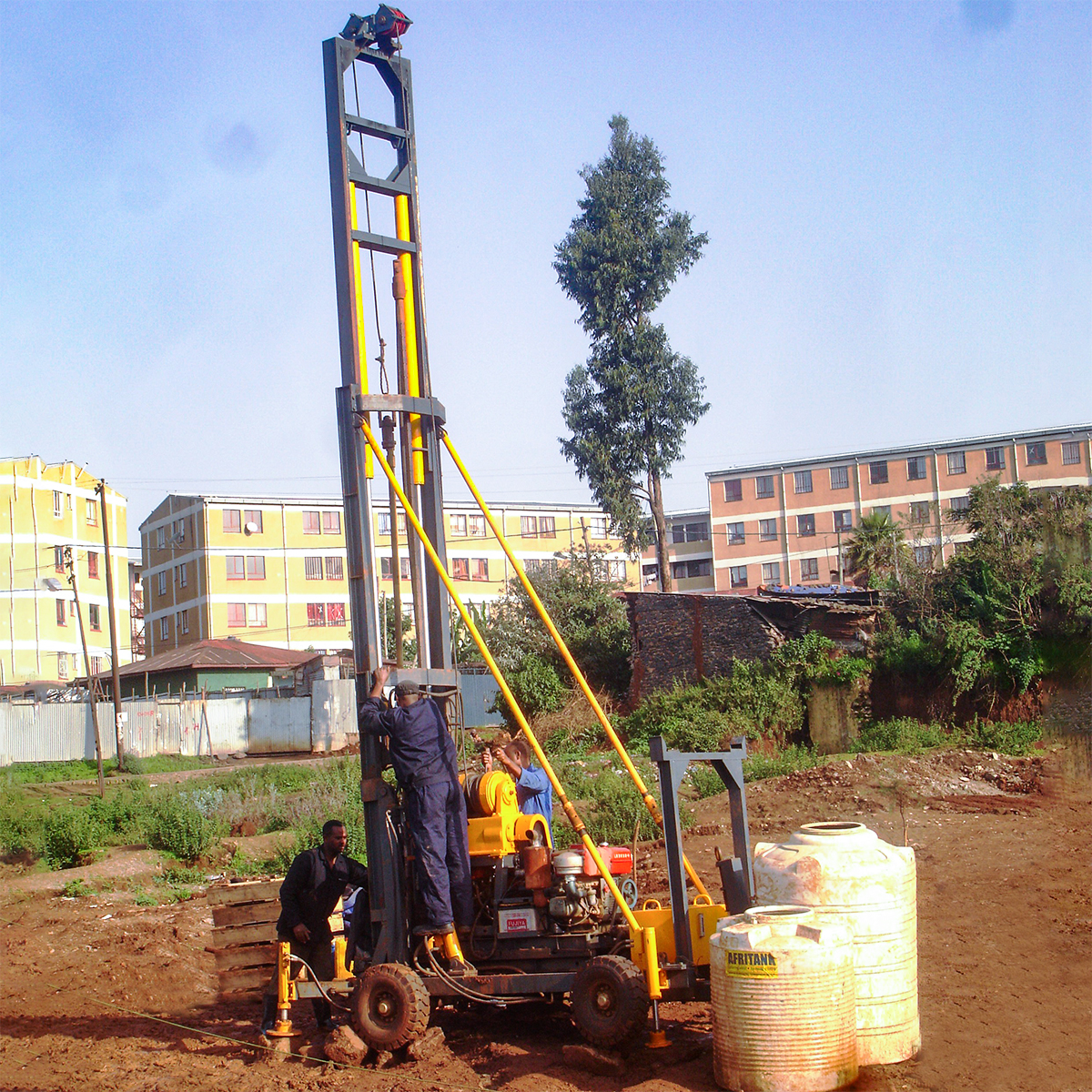 Trailer type core drilling rig