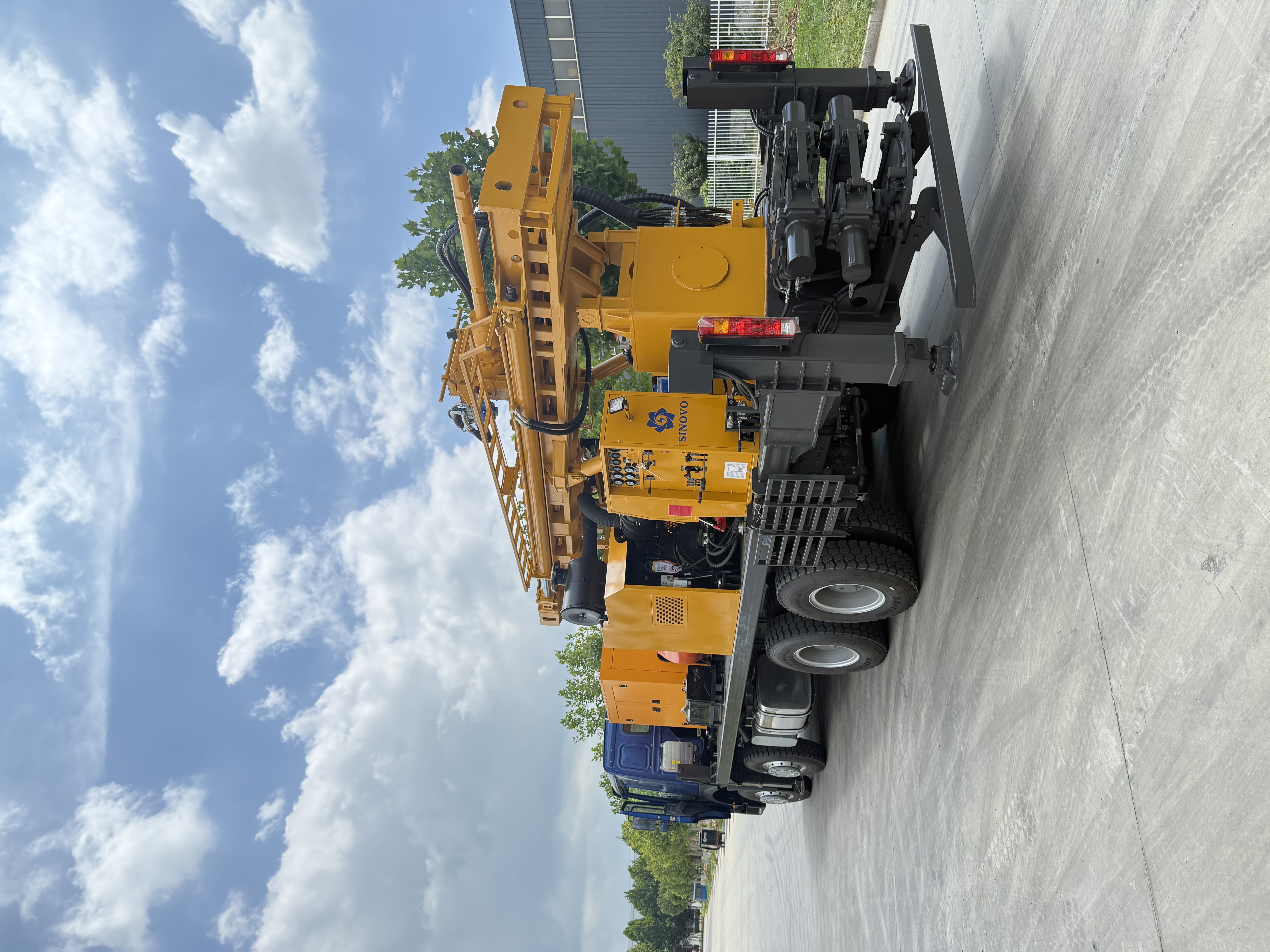 water well drilling rig